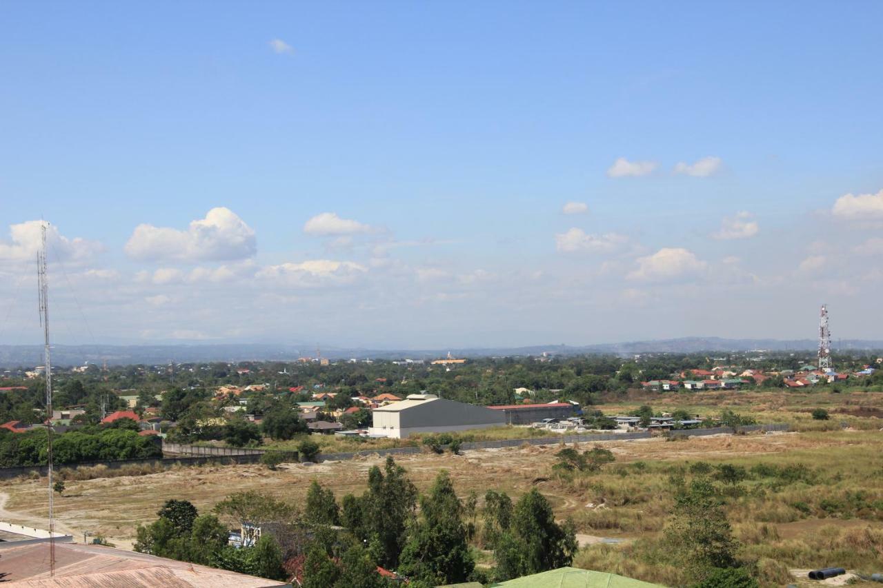 Marquee Residences Angeles Buitenkant foto