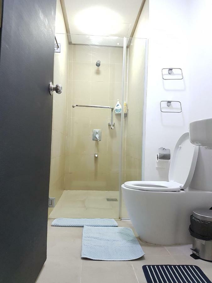 Marquee Residences Angeles Buitenkant foto