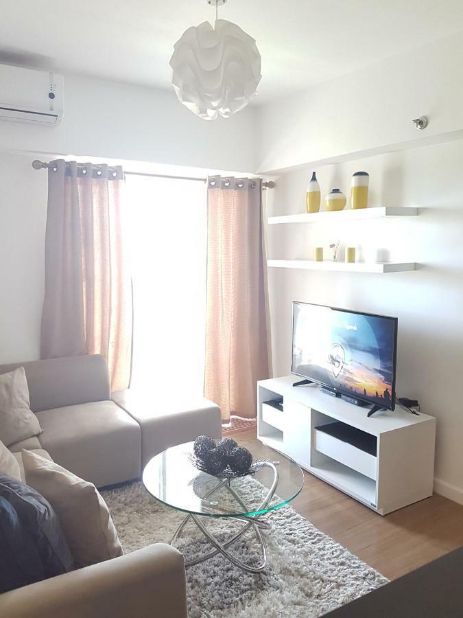 Marquee Residences Angeles Buitenkant foto